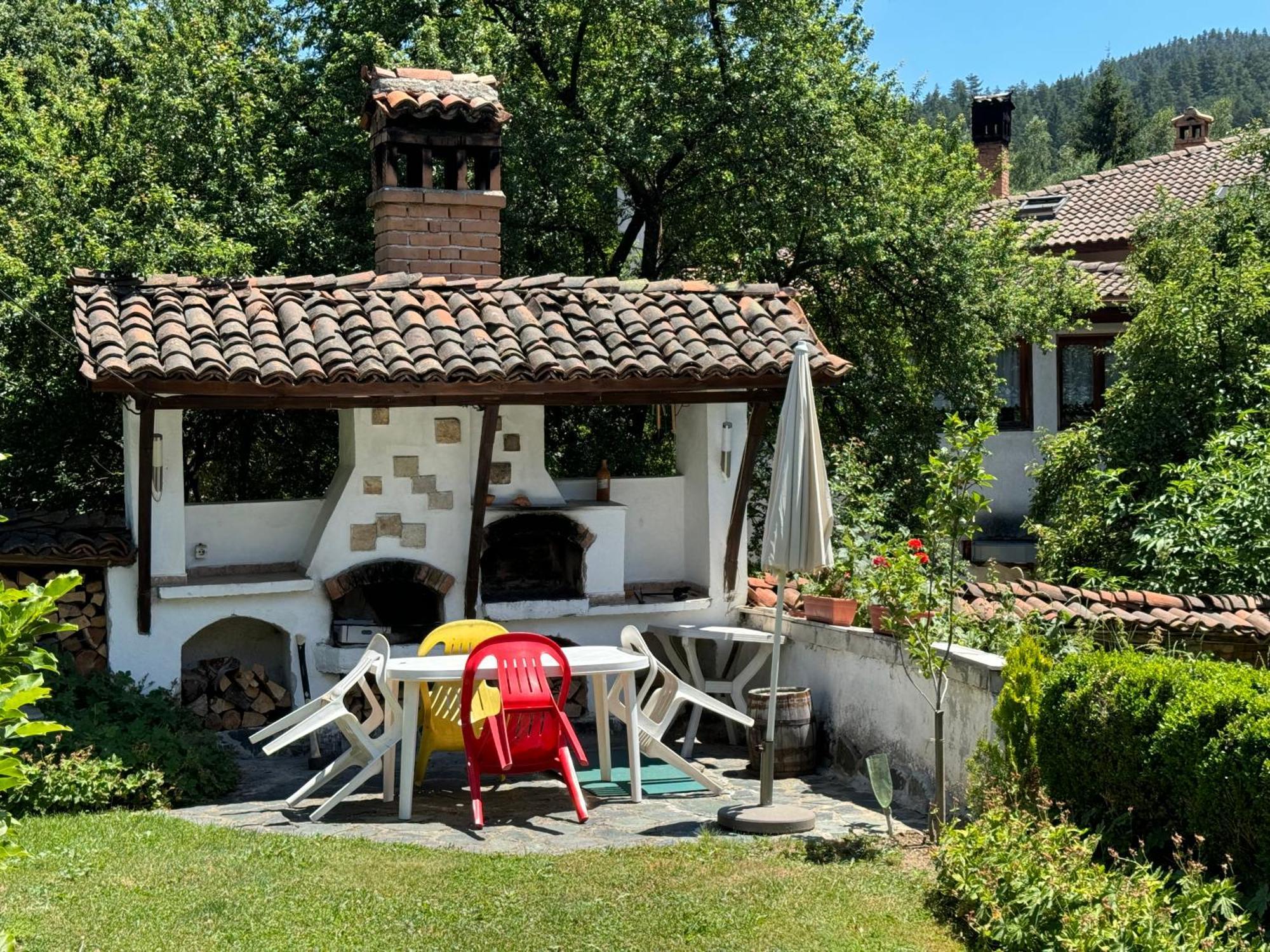 Borimechkova Kashta Hotel Koprivștița Exterior foto